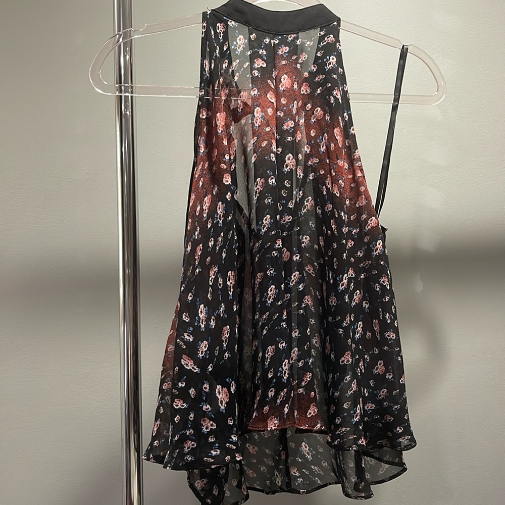 BCBG generation Halter GUC